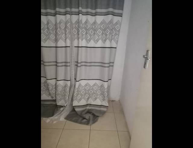 2 BEDROOM HOUSE FOR SALE IN PROTEA GLEN